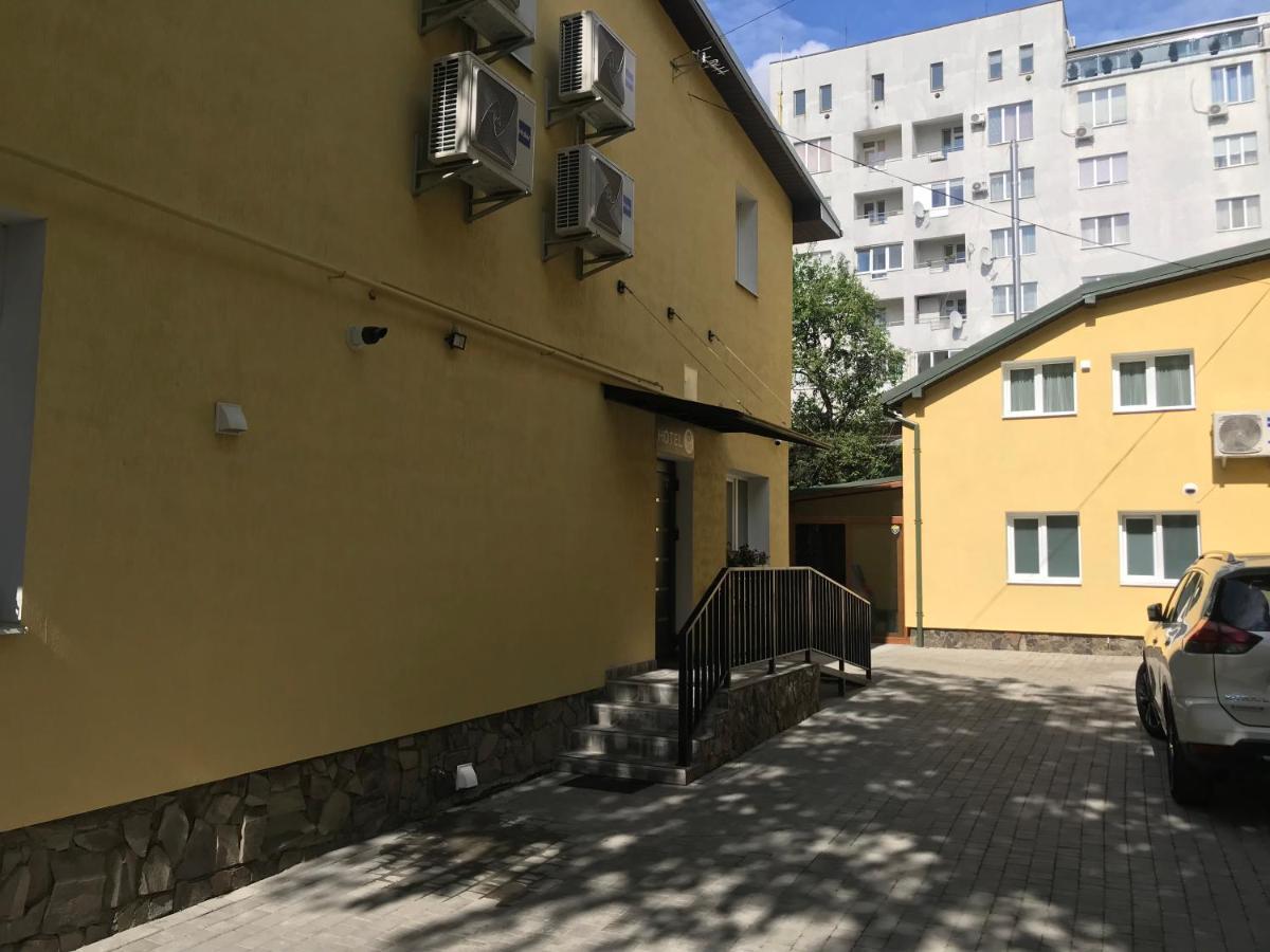 Villa Sofi Lviv Extérieur photo