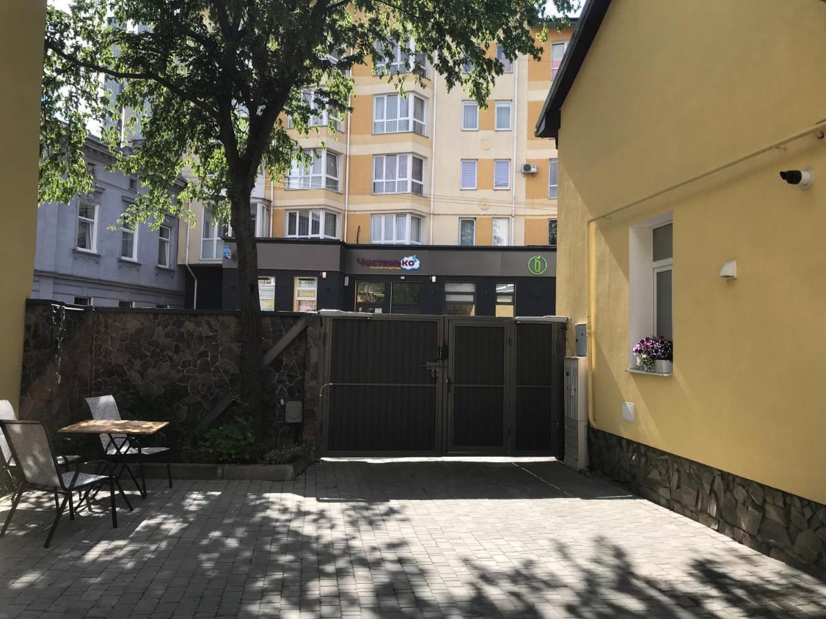 Villa Sofi Lviv Extérieur photo